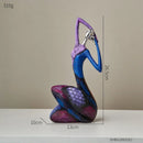 Escultura Abstrata Estilo Nórdico em Resina para Decoração Lenogue