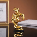 Escultura de Casal se Beijando em Resina para Decorar Lenogue