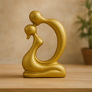 Escultura Moderna de Casal se Beijando em Resina Lenogue