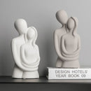 Escultura Nórdica de Casal Abstrato em Cerâmica Fosca Lenogue
