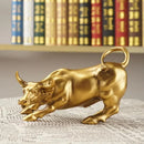 Estátua Decorativa Touro de Wall Street Dourado em Resina Lenogue